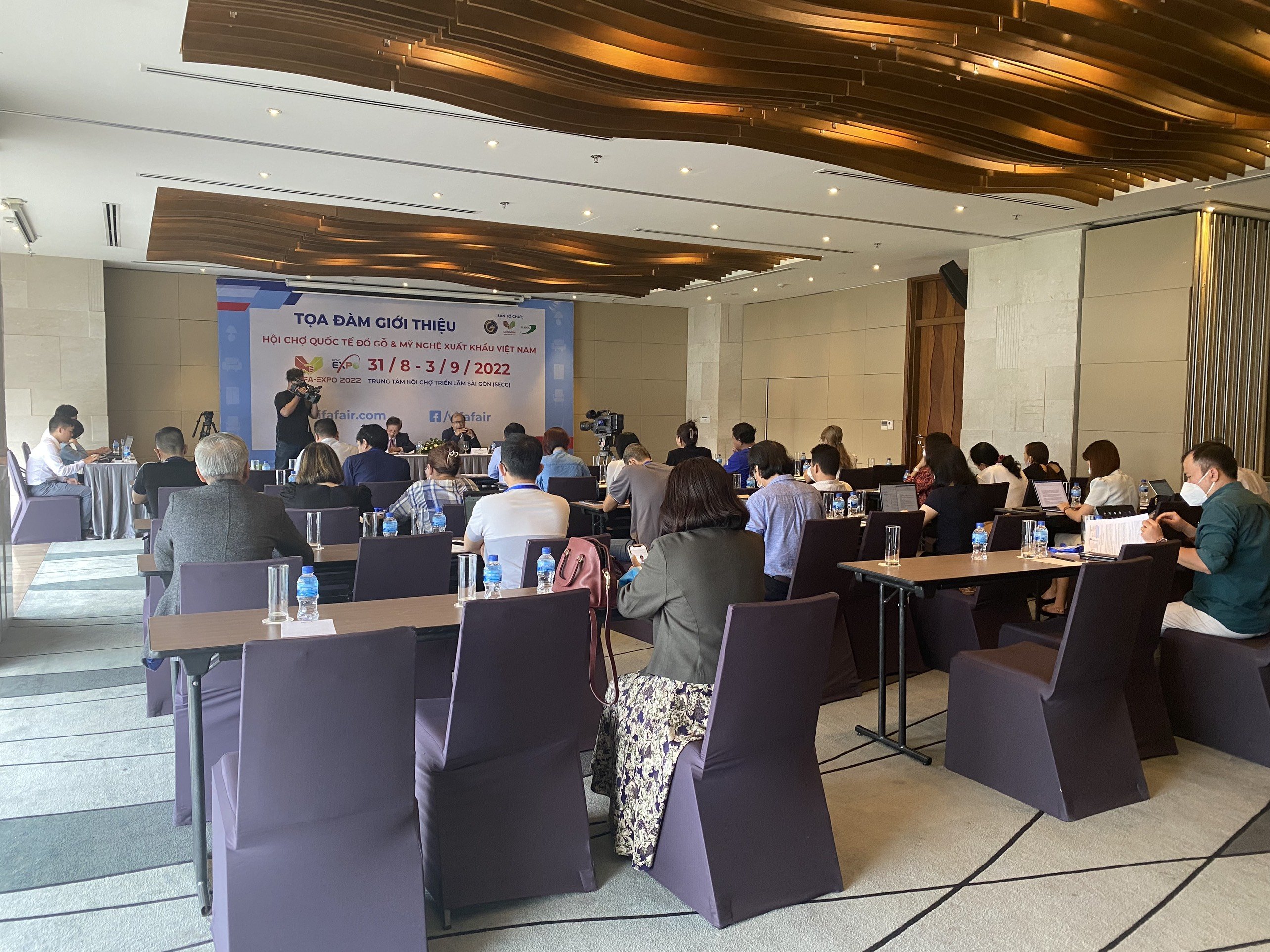 Trang trí hội chợ quận 7 | Trang trí triển lãm quận 7 giá rẻ nhất